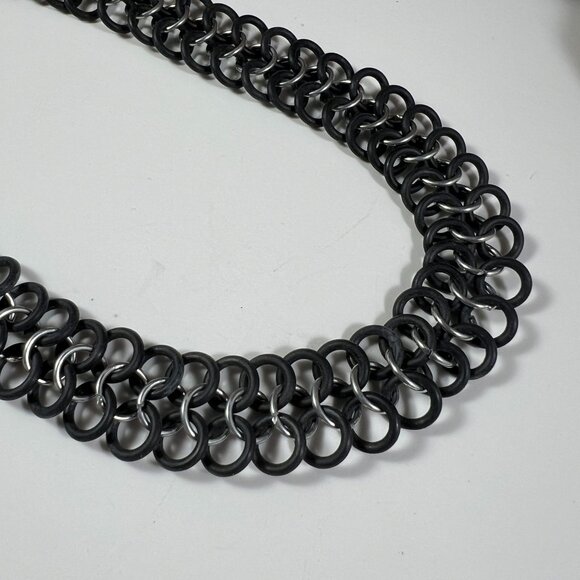 Handmade Jewelry - Stretchy Chainmaille Necklace Black & Silver Handmade Lightweight Modern Jewelry